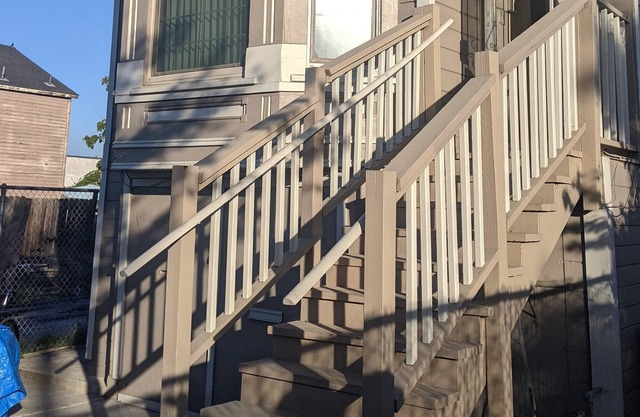 Exclusive Victorian - San Francisco Bay 2 bedroom/ 1 bath with garden near BART