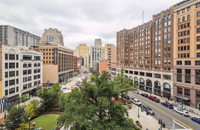 Executive Downtown Retreat
