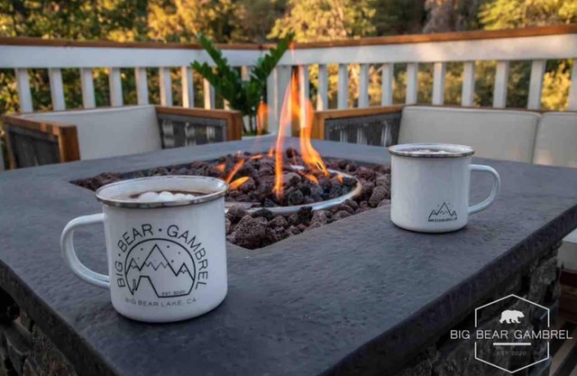 Experience Big Bear Gambrel - Hot Tub- Games