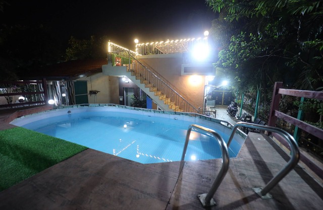 Experience Luxury at Mumbra Hill Resort! nJoin us for an unforgettable getaway.