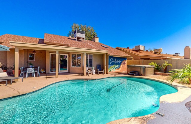 Experience the best of the Arizona summer with a visit to our refreshing pool