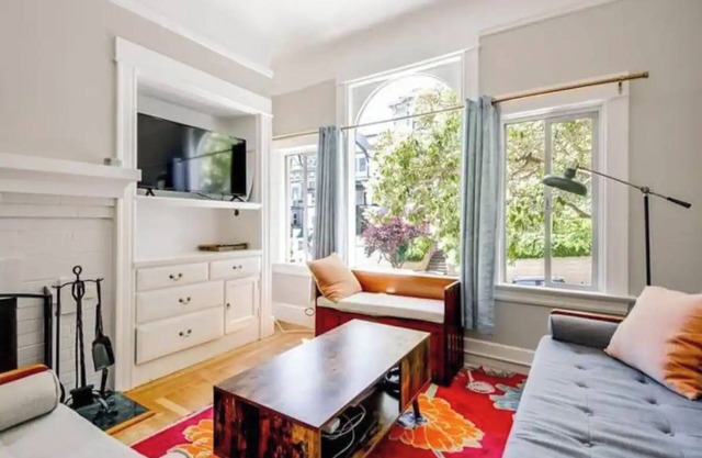 Explore the City from the Beautiful, Victorian, Liberty Hill