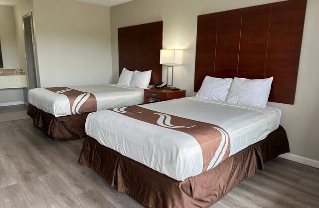 Express Inn