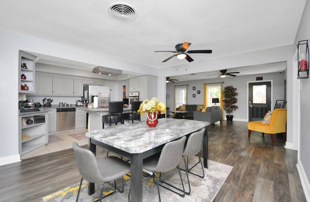 Exquisite 5BR near Yacht Club | Beach | Golf Course