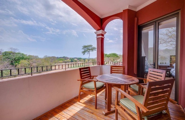 Exquisite Condo in Reserva Conchal: Your Dream Vacation Awaits!