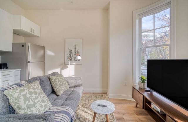 Exquisite Dupont Circle 1BR w/W/D, nr Metro Station, by Blueground