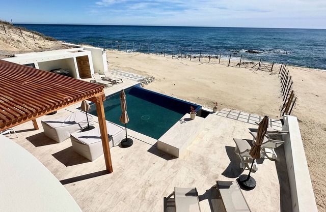Exquisite oceanfront luxury casa, Pezula Beach