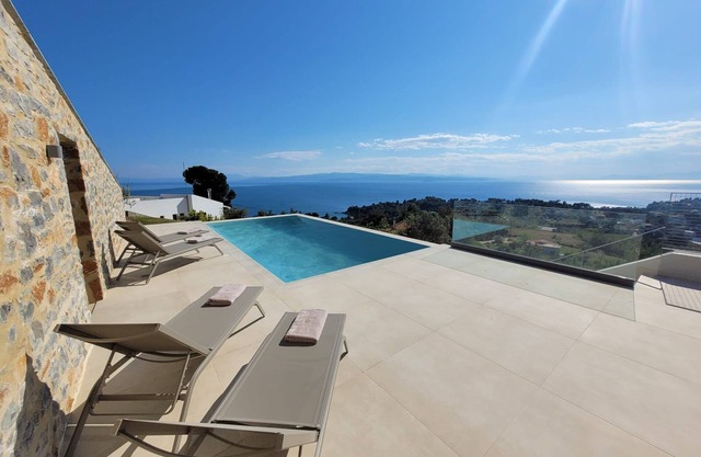 Exquisite Skiathos Villa | Skiathea.