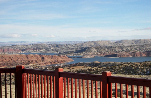Exquisite Timberframe Home Overlooking Alcova Lake.