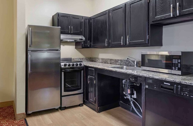 Extended Stay America Suites Atlanta Norcross Peachtree Corn