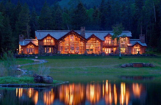 Extremely private Wilson sanctuary, 56 acres to explore