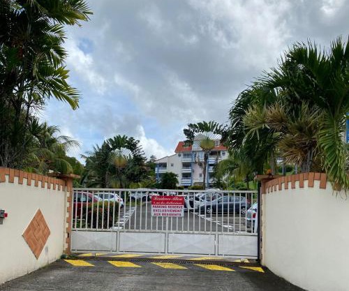 f3 location saisonnière détente tranquillité et belle vue