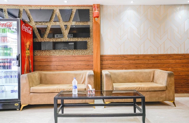 Fabhotel Anam International