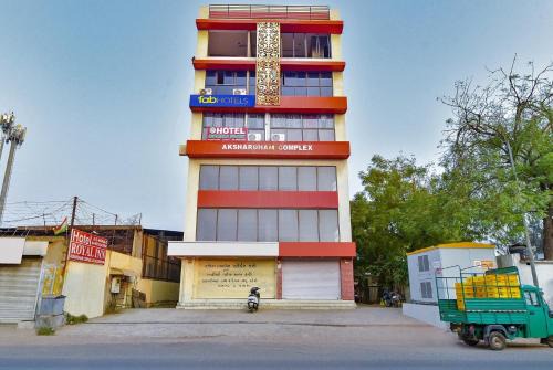 FabHotel Green Park