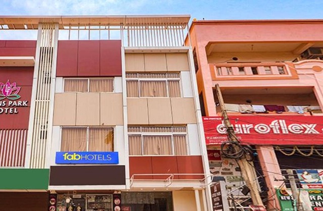 Fabhotel Paradise Park