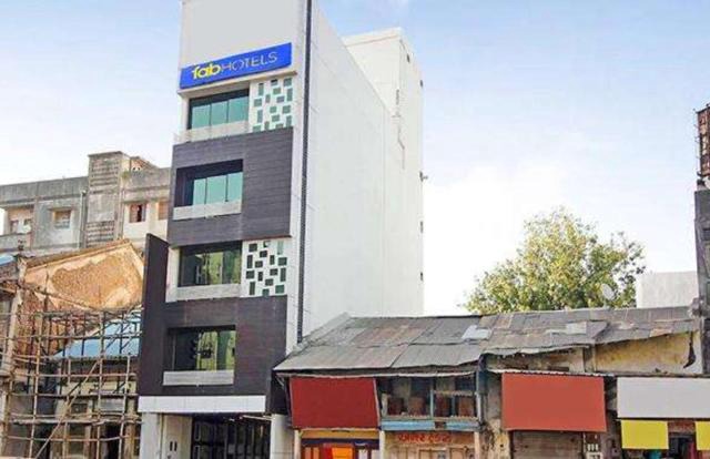 FabHotel Rest Inn