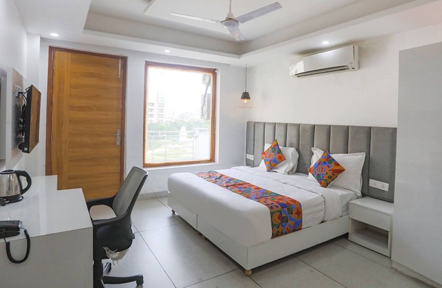 Fabhotel Yy Residency