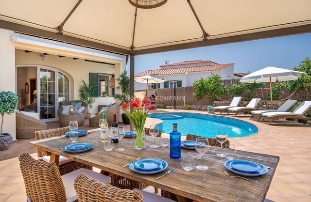 Fabulous Villa Just 10 Minutes Walk to the Beach