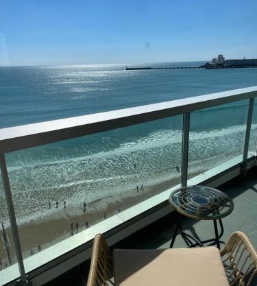 Face Mer vue d'exception Studio rénové au 9ème étage