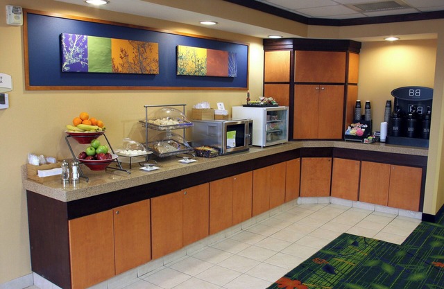 Fairfield Inn and Suites by Marriott Marion