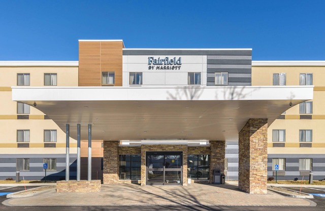 Fairfield Inn by Marriot Manchester-Boston Regional Airport
