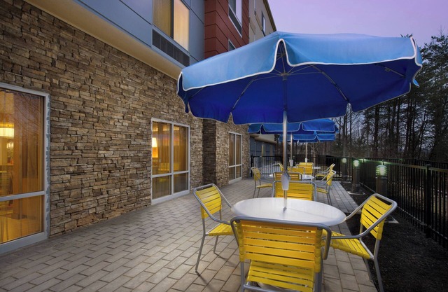 Fairfield Inn & Suites Arundel Mills BWI Airport