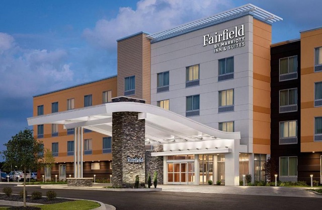Fairfield Inn & Suites - Crete