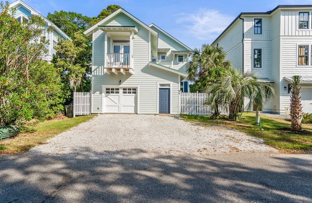 Fall into Savings in South Carolina Sea Islands