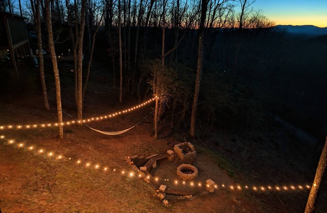 Fall Special/Legends Lookout Lodge/NEW CABIN/Family Friendly