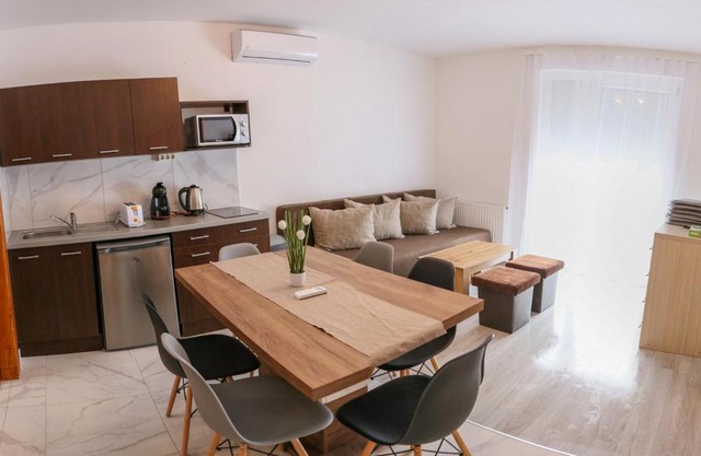 Família Apartmanház
