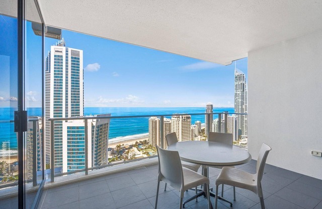 Family 2 Bedroom Ocean unit at Circle on Cavill