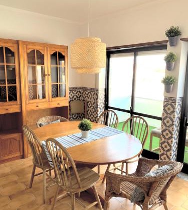 Family Apartment with Balcony, 5 min from the Beach