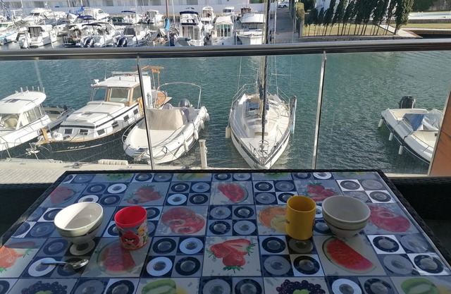 Family Apartment with Garden, Pool, and AC near La Rubina Beach