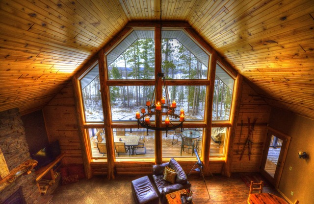 Family Focused Home. Minutes from Golf, Skiing and the Great Outdoors.