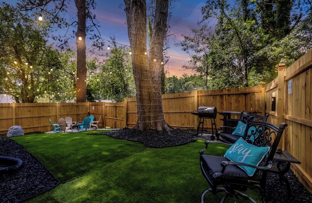Family-Friendly Atlanta Home Near Airport with Patio, Backyard & EV Charger