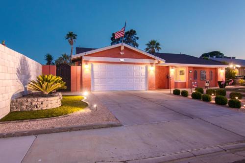 Family Friendly Close of Strip Hot Tub and Driveway