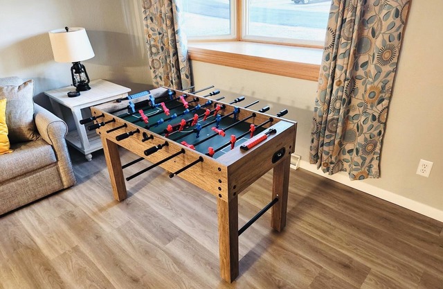 Family-Friendly Colby Home-WIFI and Foosball
