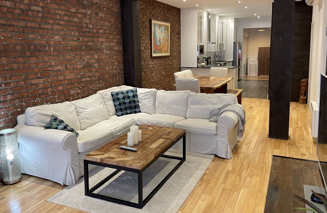 Family friendly condo close to downtown Montreal
