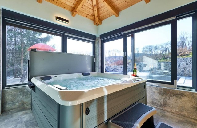 Family friendly house with a swimming pool Karlovac (K-22371)