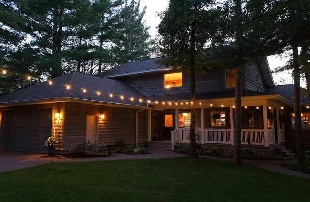 Family-Friendly Lakefront Retreat with Stunning Sunsets on Whitefish Chain in MN