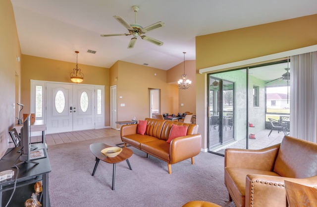 Family-Friendly Lehigh Acres Home: Screened Porch!