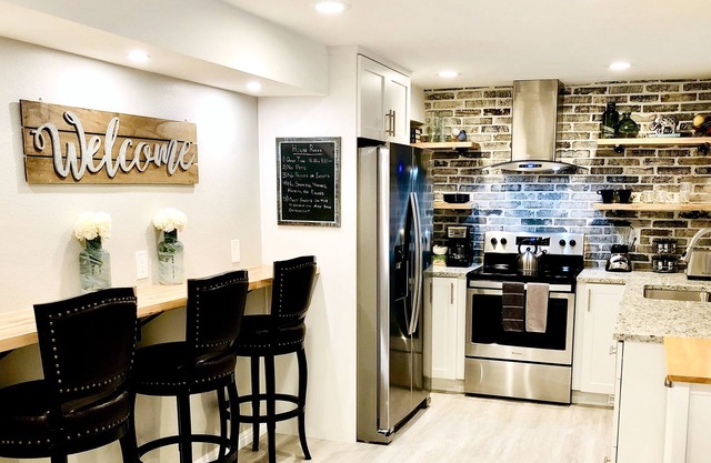 Family-Friendly, Renovated Suite (Extra Cleaning)