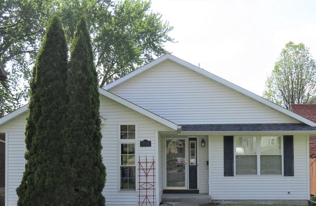 Family Friendly Savanna, IL along the Mighty Mississippi. Rated #1 Small Town