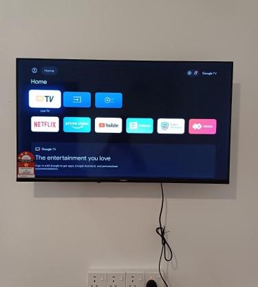 Family Friendly Unit in K Avenue
