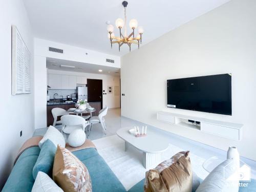 Family-Friendly Urban Escape l Pool & Gym