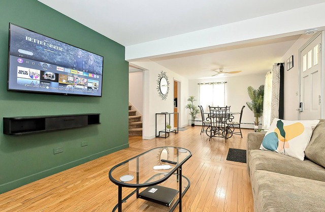 Family&Friends Relax Here 3BR/2BA Near Naval Base