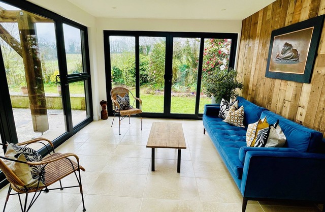 Family home, tranquil setting, abundant wildlife