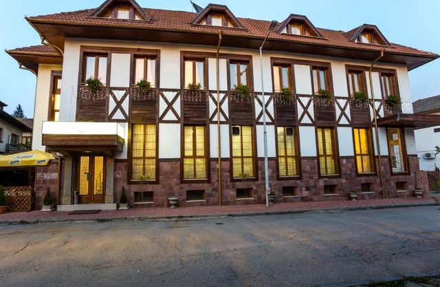 Family Hotel Teteven