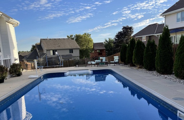 Family or Entertainer's Dream with Private Pool