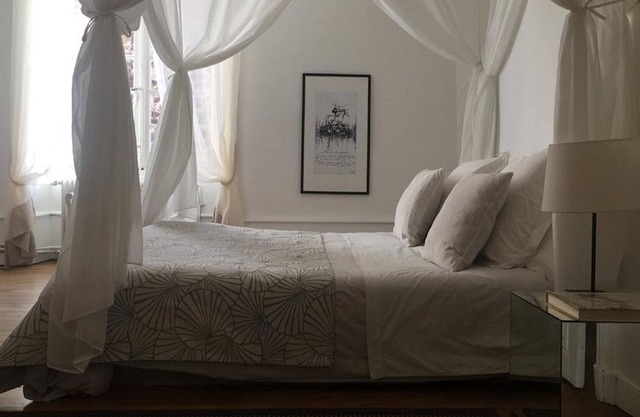 Family room-Private Bathroom-Chambre Paloma